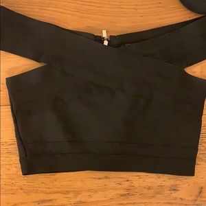 black and stretchy top. Great for a night out.